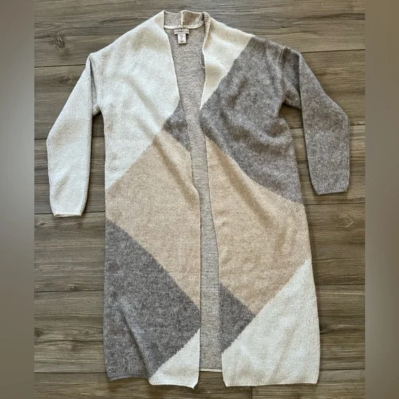 Sincerely Jules Long Open-Front Geometric Cardigan in Cream, Tan, and Gray - Picture 1 of 9